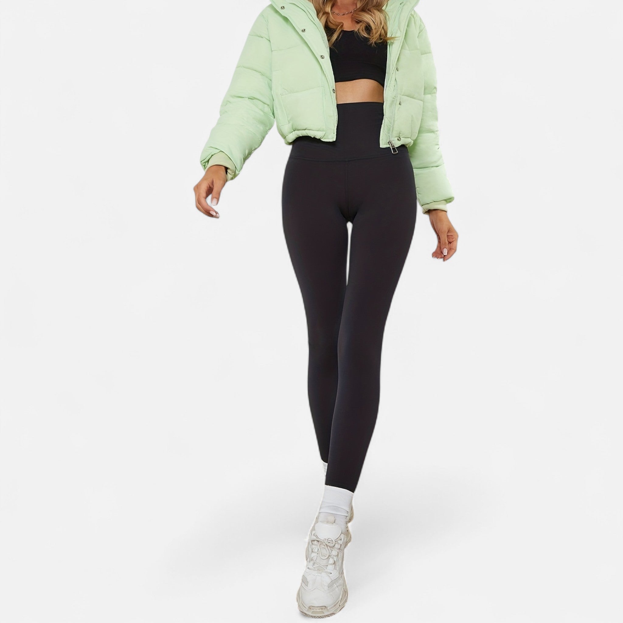 Renvieri | Doudoune Courte Femme – Élégance Contemporaine et Chaleur Légère