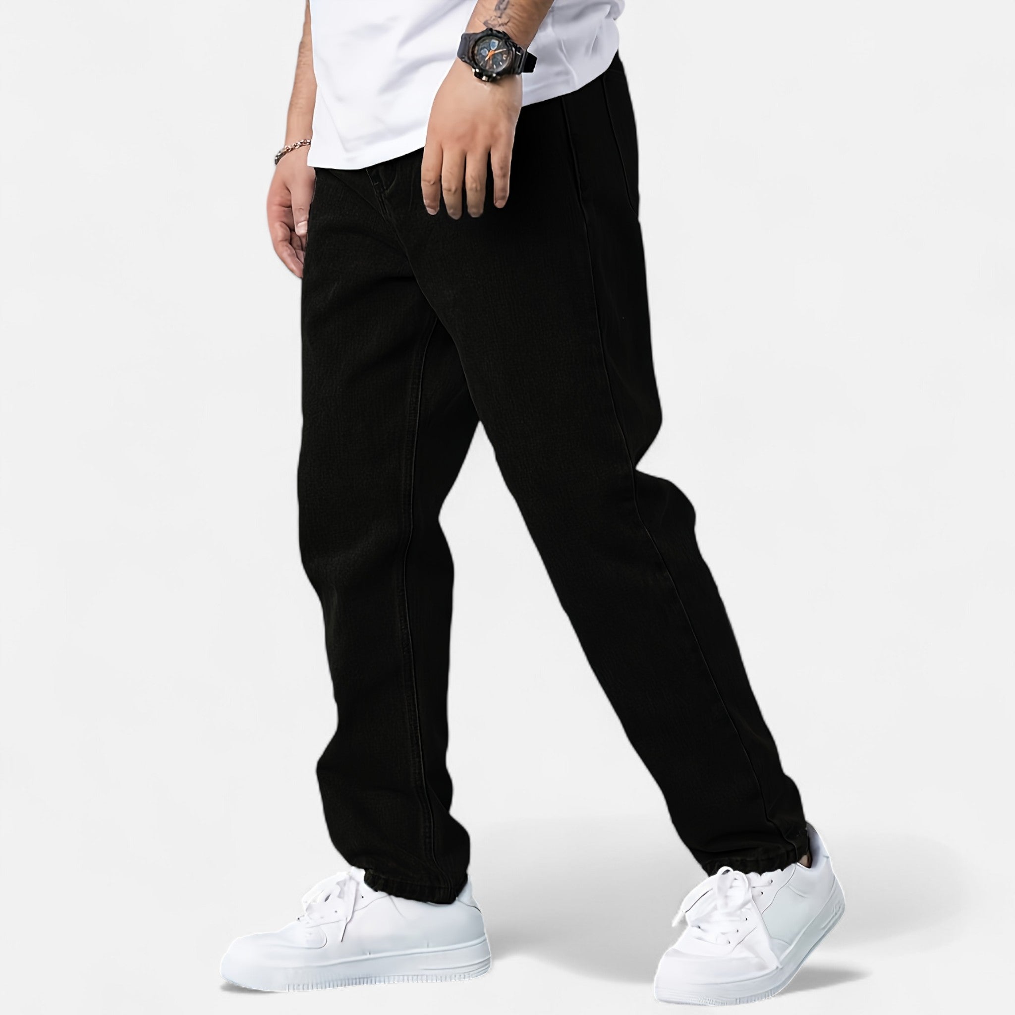 Renvieri | Jean Droit Noir Délavé – Force et Élégance