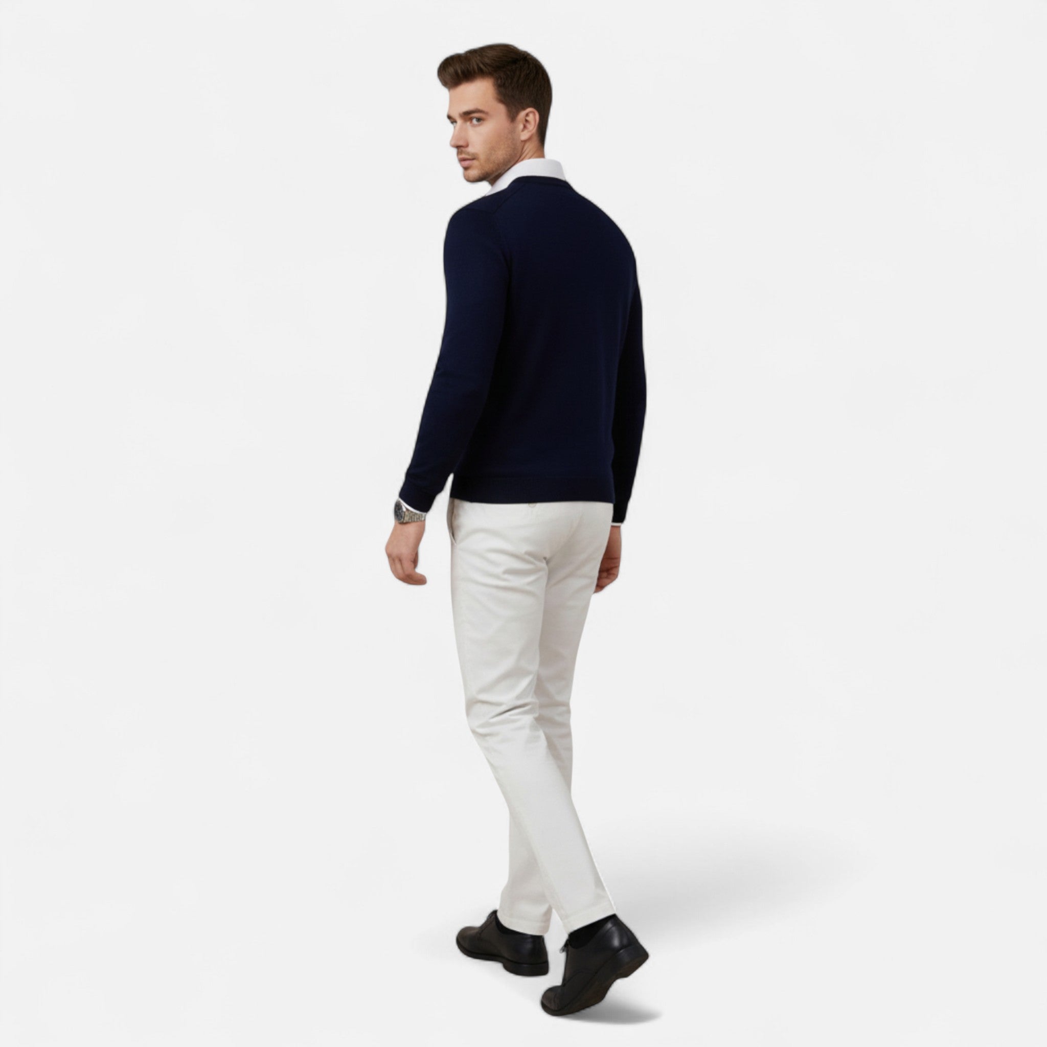 Renvieri | Pull Col V – Élégance Essentielle