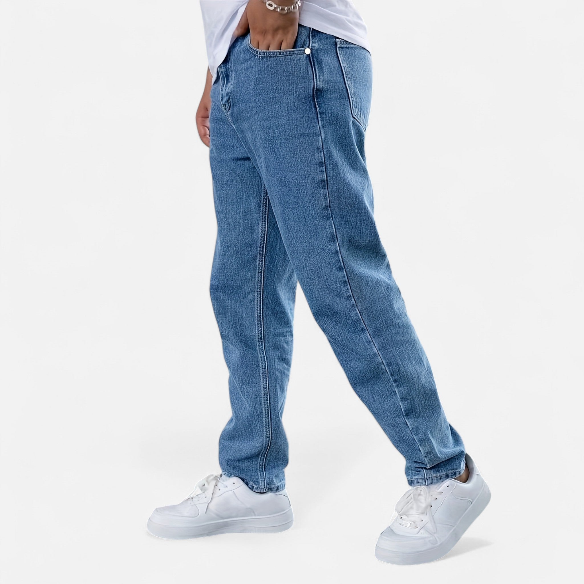 Renvieri | Jean Droit Noir Délavé – Force et Élégance