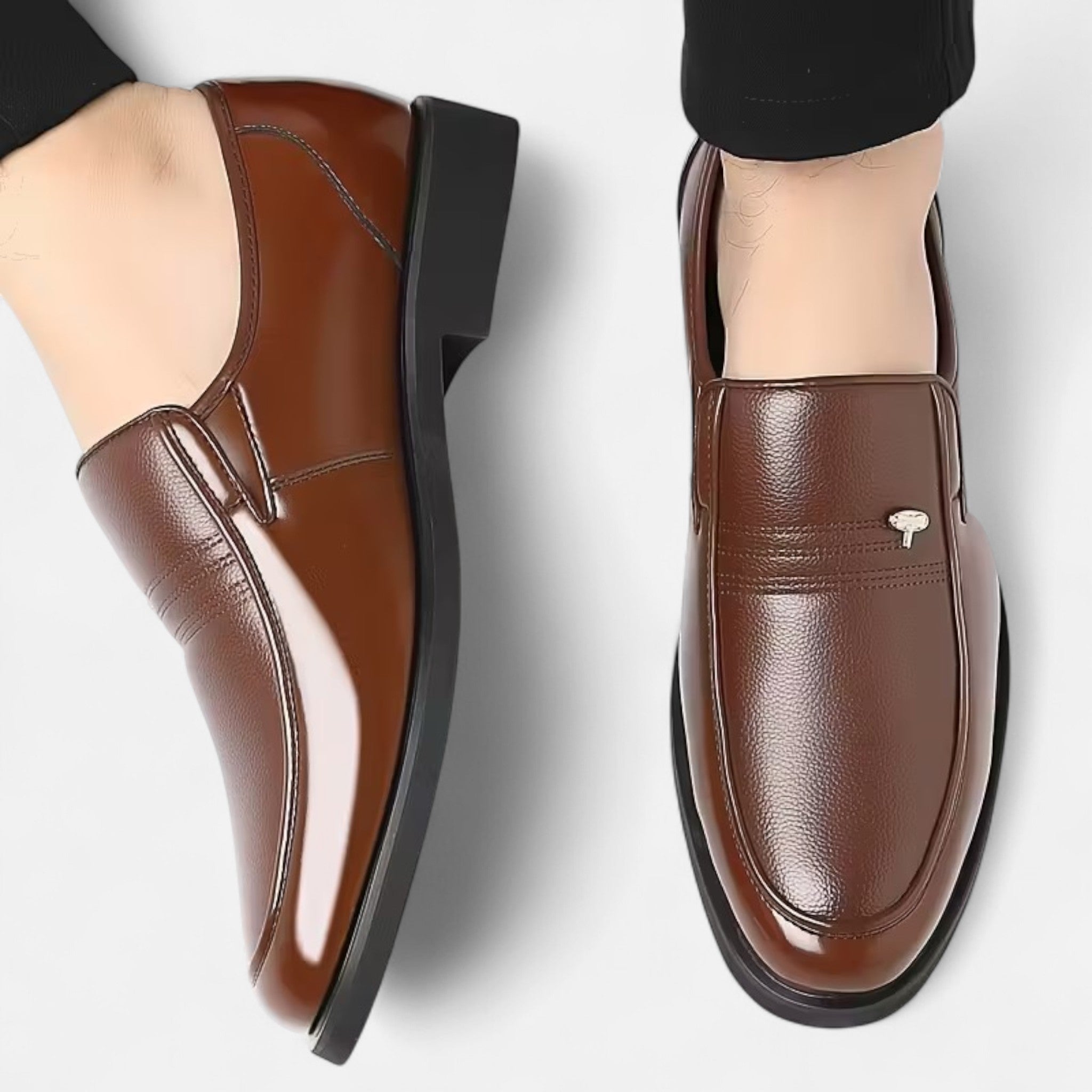 Renvieri | Mocassins à Enfiler en Cuir Fendu – Allure Distinguée