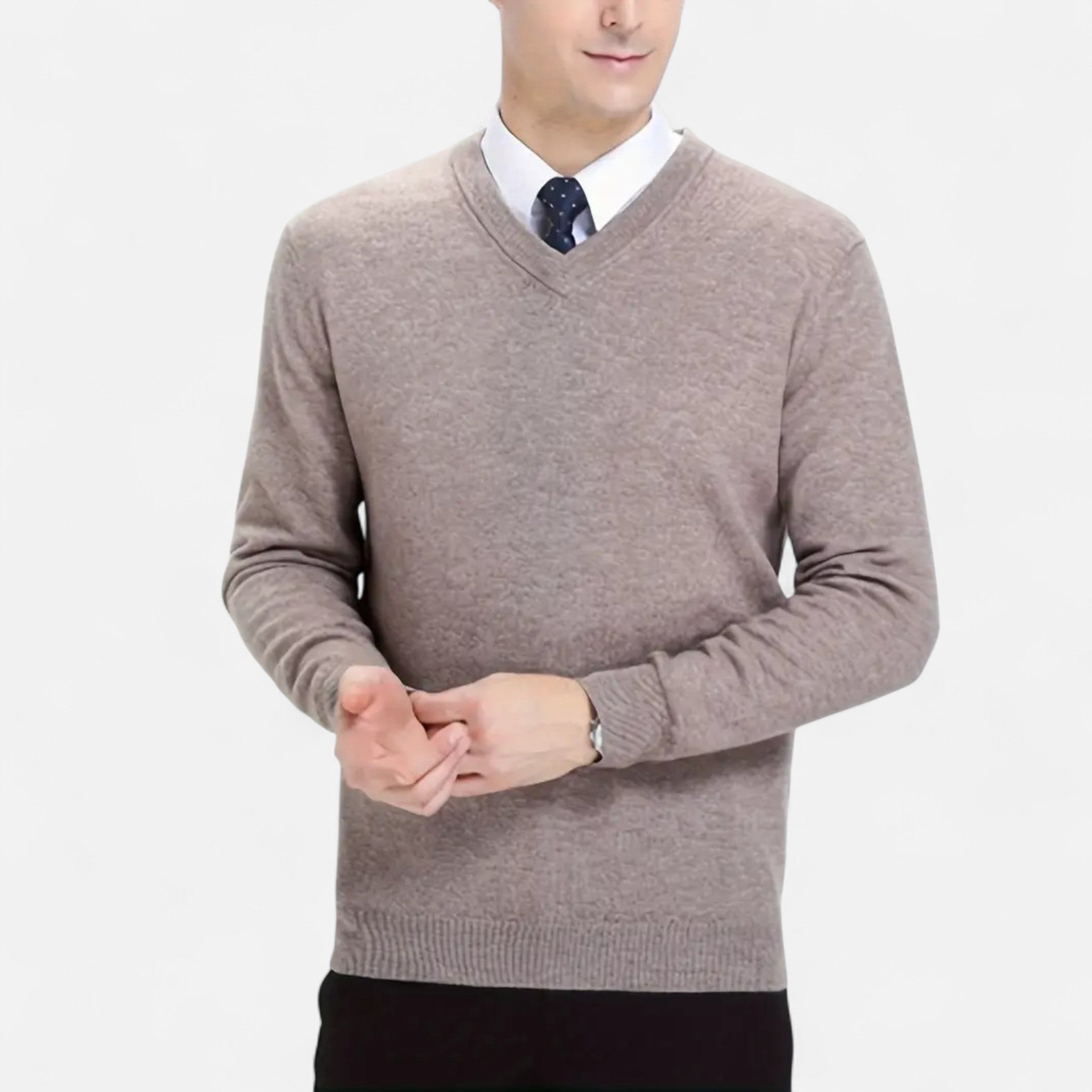 Renvieri | Pull Col V – Élégance Essentielle